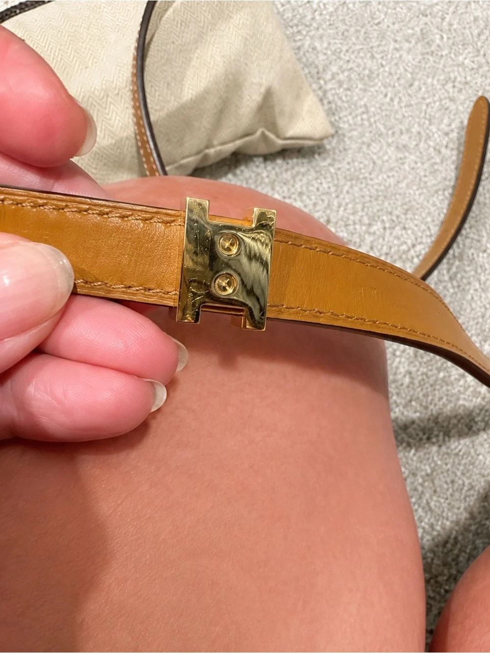 Hermes Tan Slim Leather Belt with Gold Buckle total length: 38 in / 97 cm
